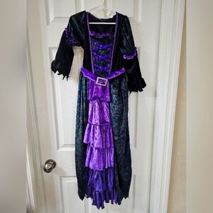 Witch dress costume
